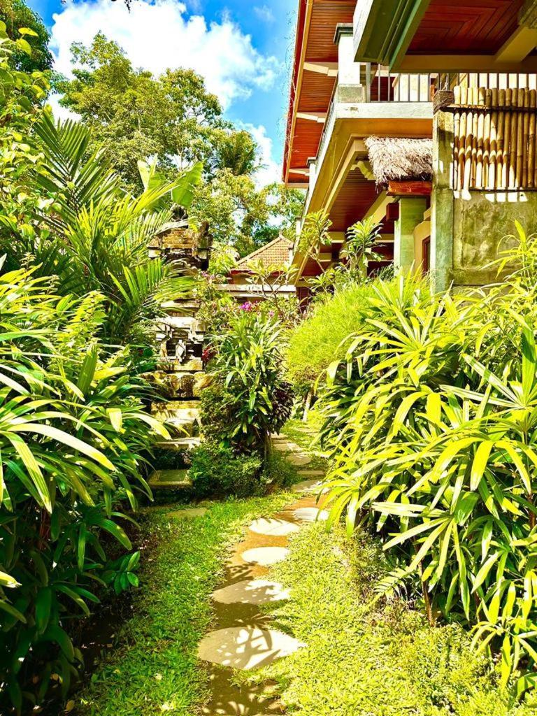 The Madawa Suites Ubud  Bagian luar foto
