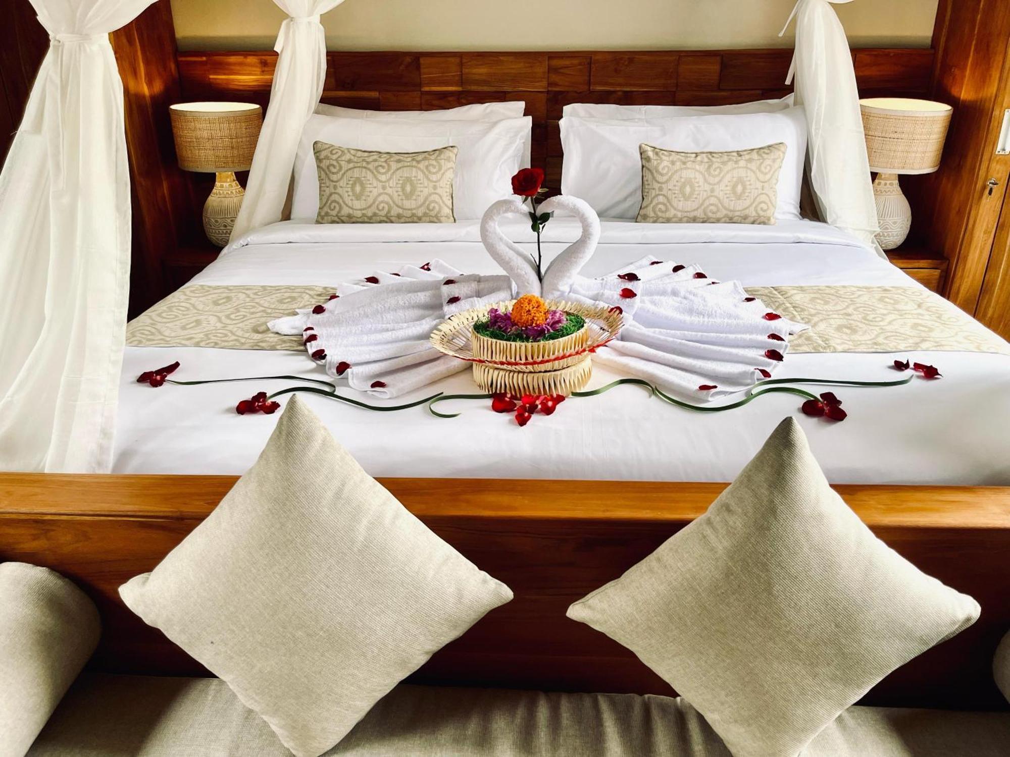 The Madawa Suites Ubud  Bagian luar foto